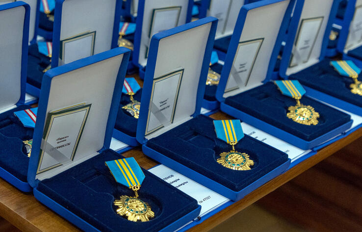 Республика күніне орай Президент атынан мемлекеттік наградалар табыс етілді