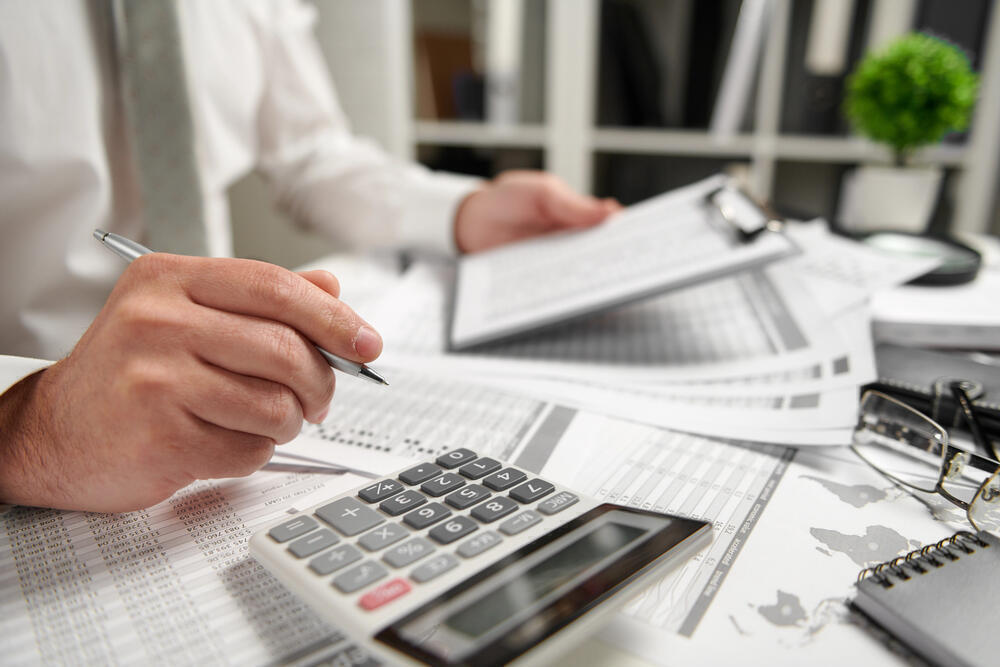 В Минфине определили круг лиц, обязанных сдавать декларацию о доходах 