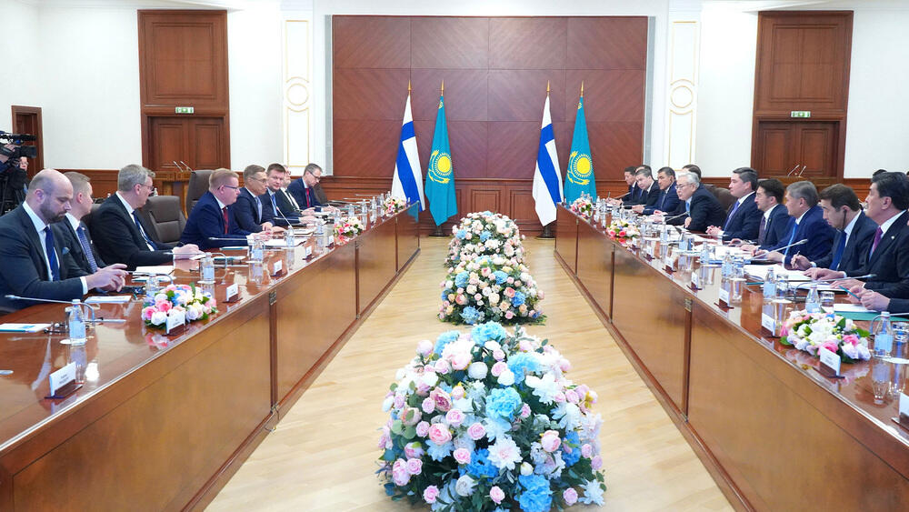 Қазақстан Премьер-министрі Олжас Бектенов Финляндия Президенті Александр Стуббпен сауда-экономикалық ынтымақтастықты дамыту мәселелерін талқылады