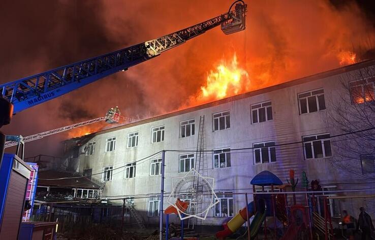 Пожар в детдоме в Алматы: воспитанников временно разместили в санатории