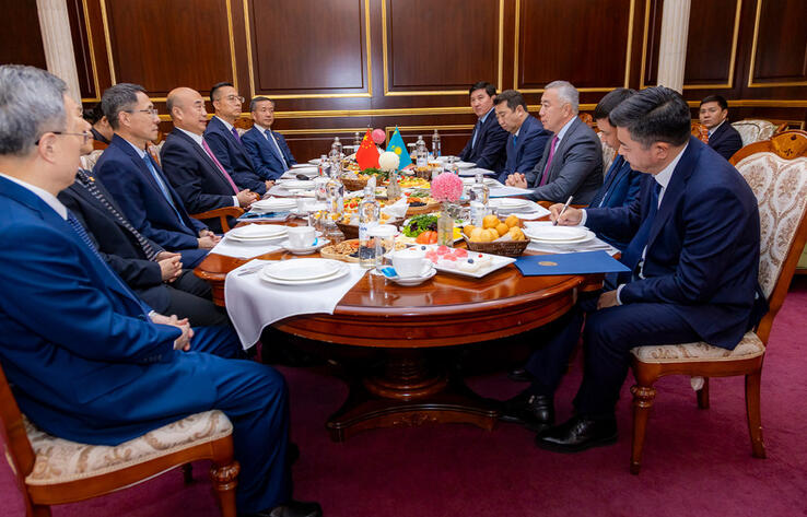 Қазақстан мен Қытай вице-премьерлері сауда-экономикалық ынтымақтастықты кеңейту мәселелерін талқылады