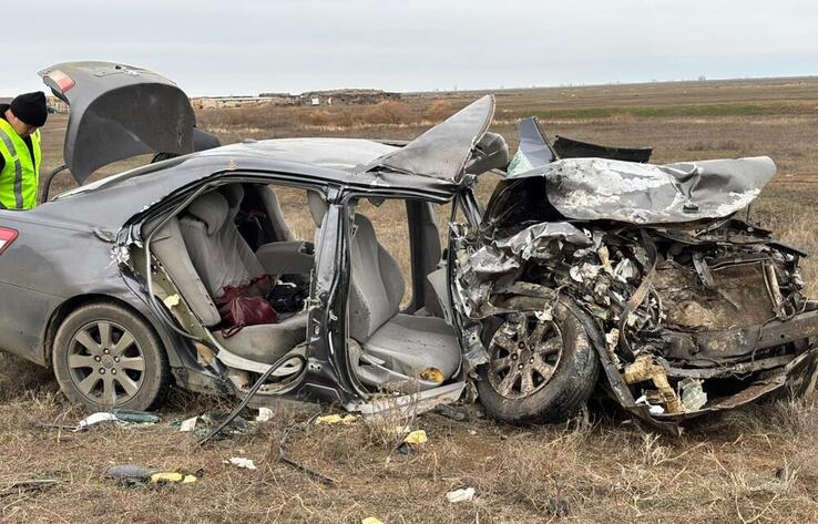 Восемь человек погибли в ДТП на трассе в Западно-Казахстанской области