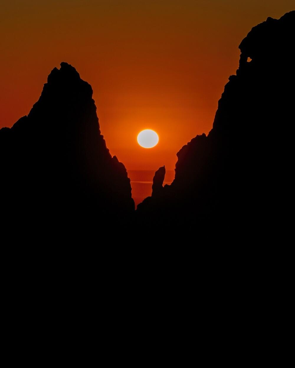 Photographer showed Kelinshektau: mountains that look like another universe. Images | dots_foto/instagram