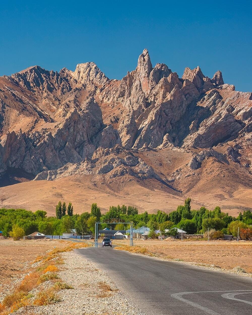 Фотограф Келіншектауды көрсетті: басқа ғаламға ұқсайтын таулар. Сурет: dots_foto/instagram