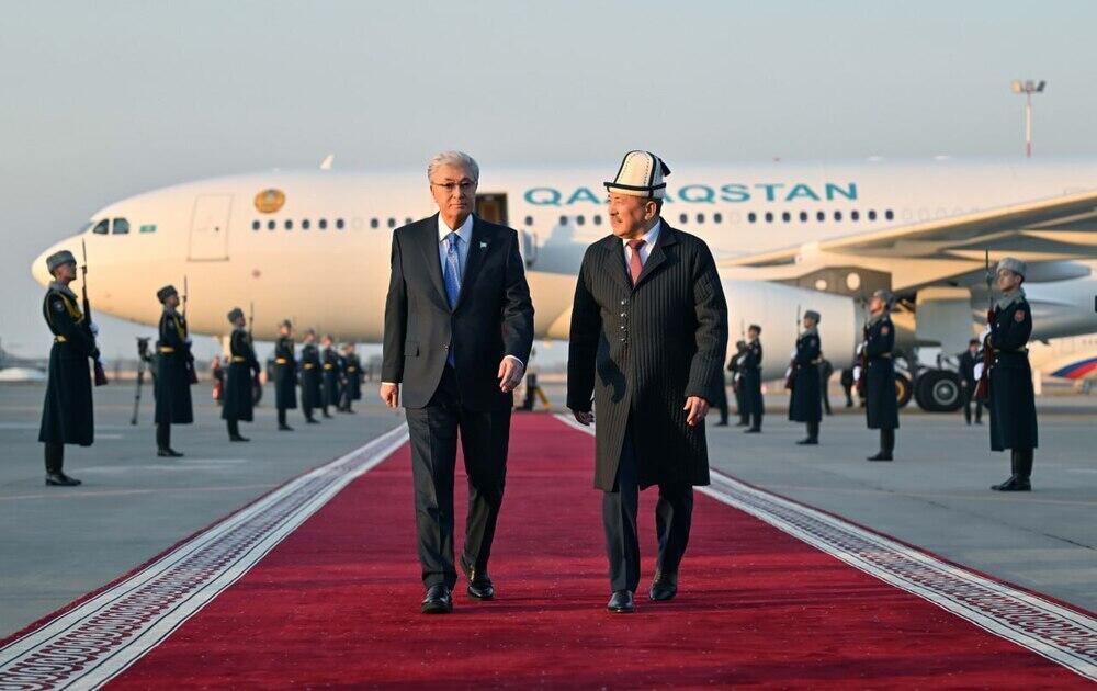 President Tokayev arrives in Bishkek