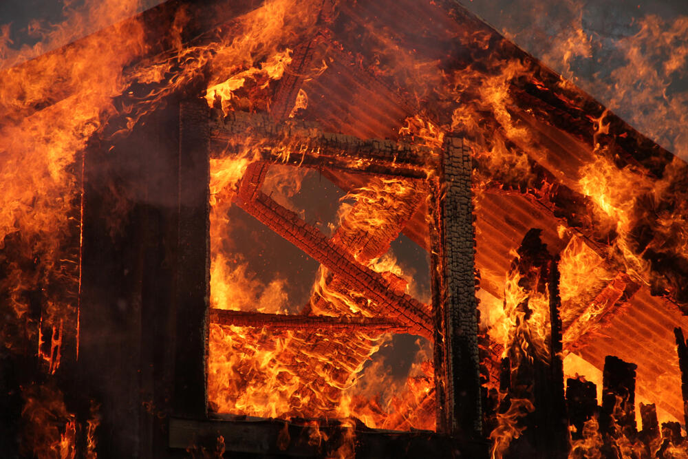 Пожар в Туркестанской области: 12 человек погибли, девять из них дети