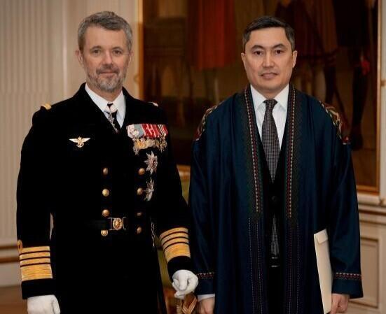 Ambassador of Kazakhstan Presented Credentials to the King of Denmark
