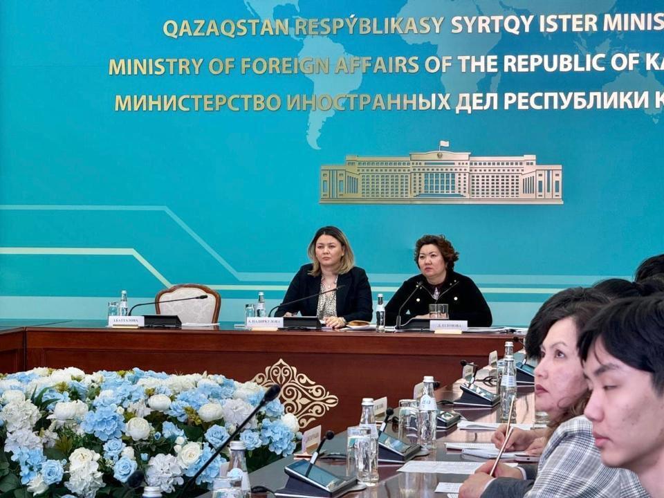 Қазақстан СІМ-де адам құқықтарын ілгерілетудегі әлеуметтік қызметкерлердің әлеуеті талқыланды