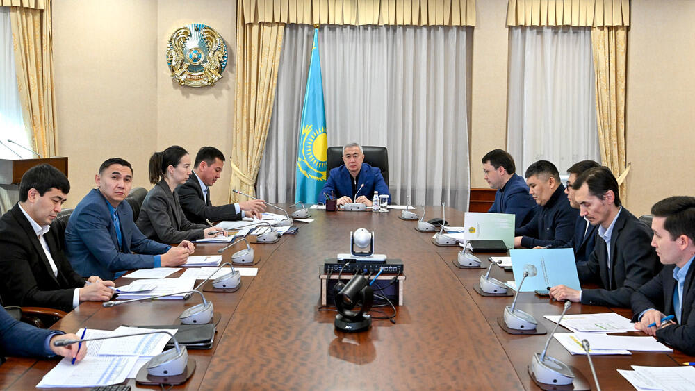 Нарықты азық-түлікпен толықтыру, әлеуметтік маңызы бар тауарлар тізбесін кеңейту және жаңа жыл алдындағы жәрмеңкелер