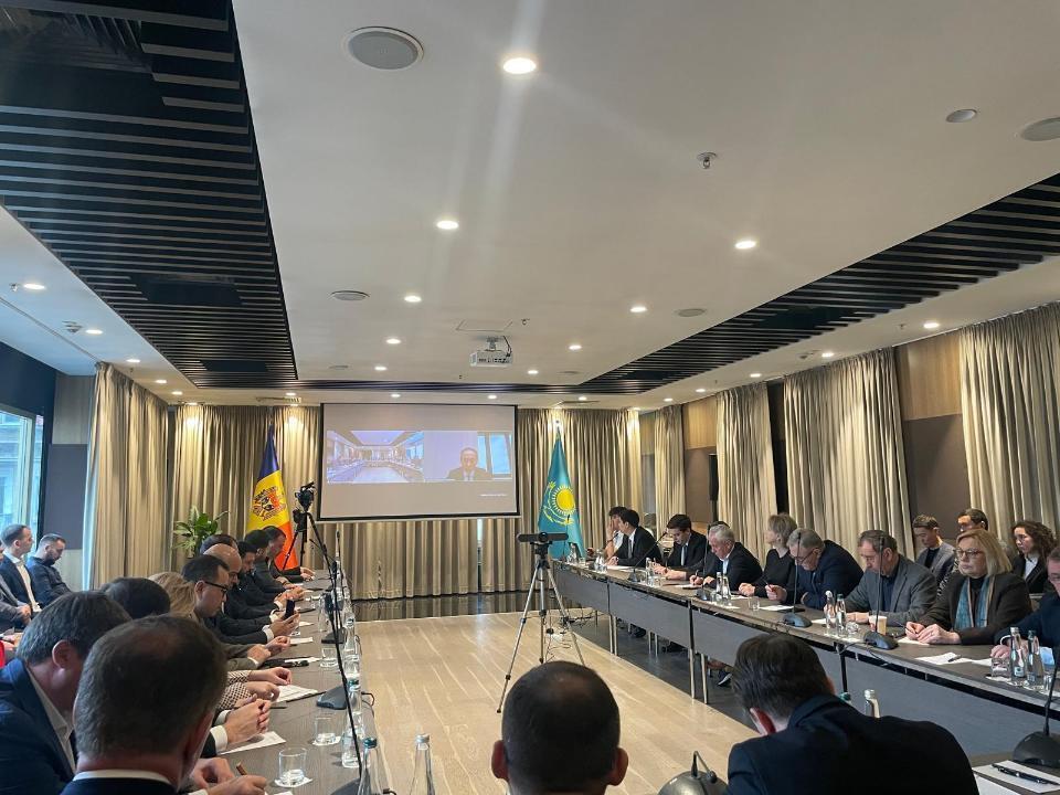 Kazakhstan and Moldova Strengthen Economic and Digital Partnership