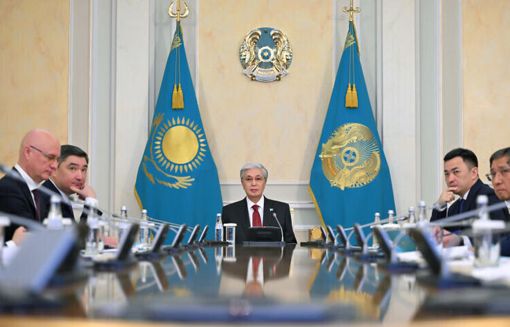 Мемлекет басшысы өңірлік жүк авиахабтарын дамыту жөнінде кеңес өткізді