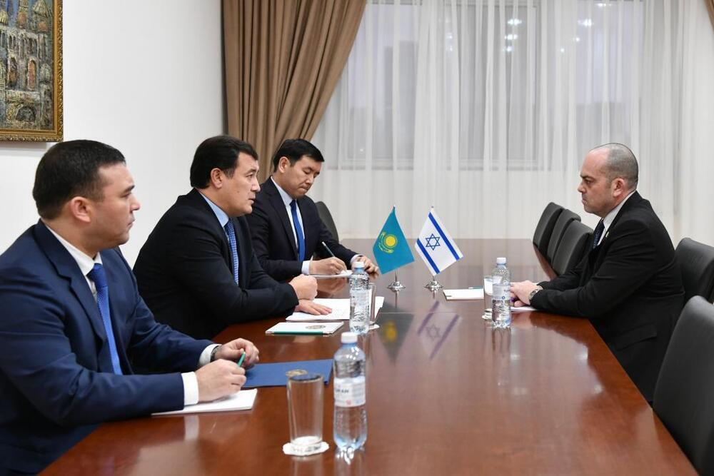 Қазақстан Сыртқы істер министрінің орынбасары Израиль Елшісін қабылдады