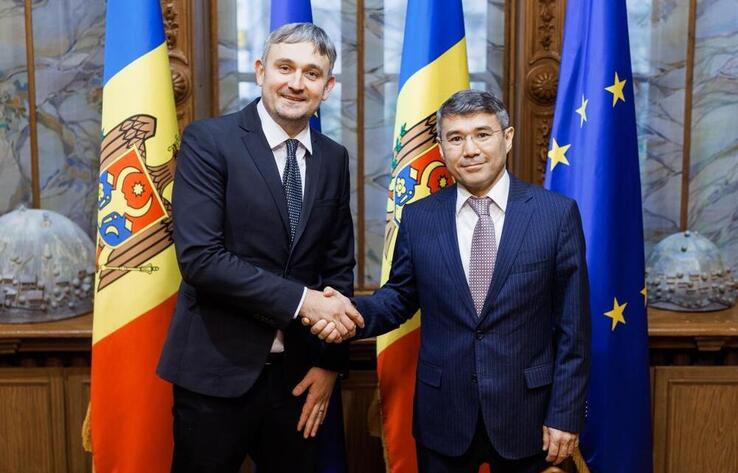 Kazakh Ambassador Meets with the Minister of Culture of Moldova