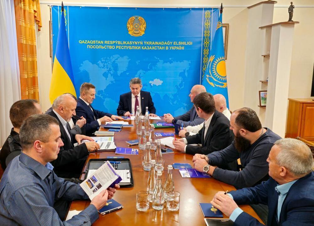 В Киеве обсудили перспективы сотрудничества Казахстана и Украины в АПК