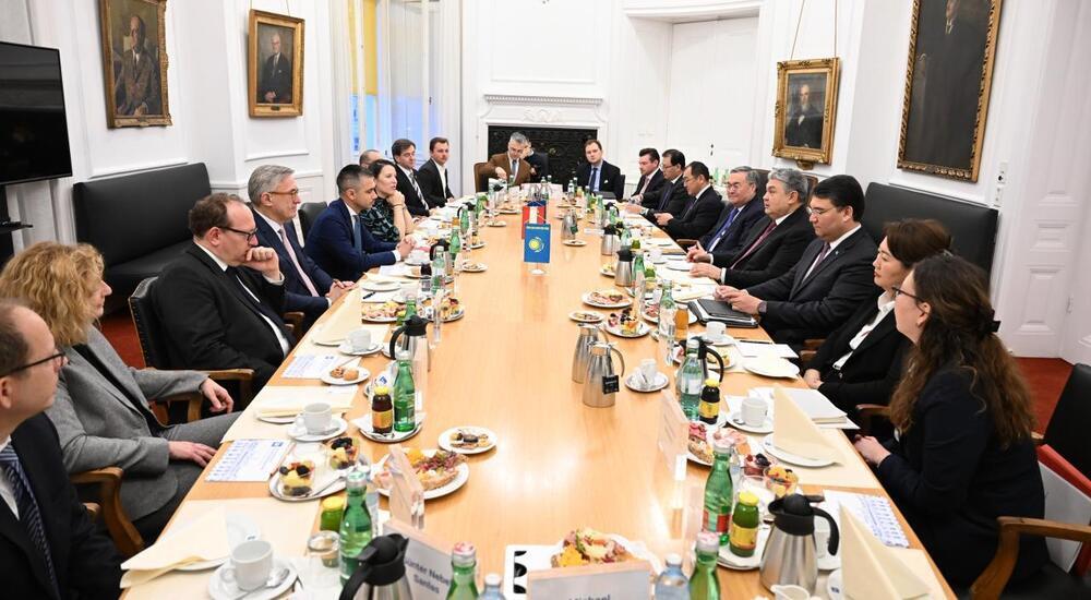 Kazakh Foreign Minister Discusses Cooperation Prospects with Austria’s Business Community