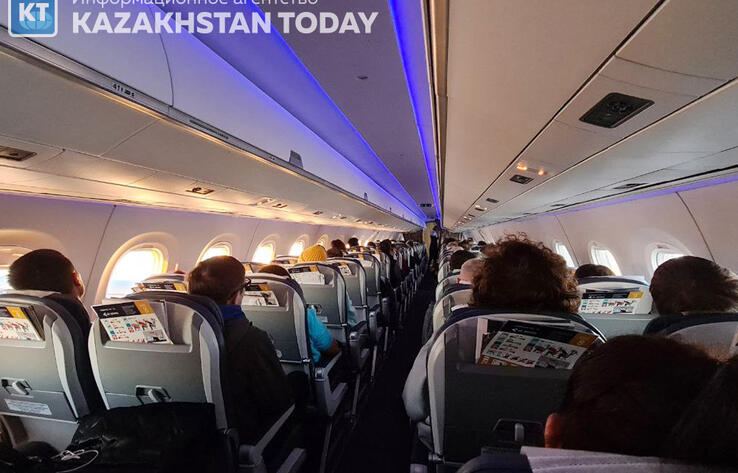 Пассажирке рейса Актобе - Алматы стало плохо в самолете, ее не удалось спасти