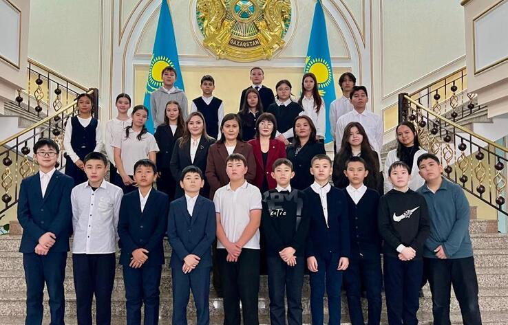 Историю становления дипломатии независимого Казахстана представили школьникам из Косшы