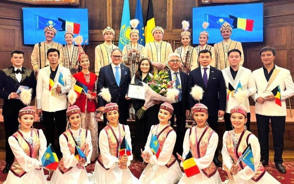 Домбыра мен саксофонның гармониясы: Брюссельде шырқалған ерекше музыкалық диалог