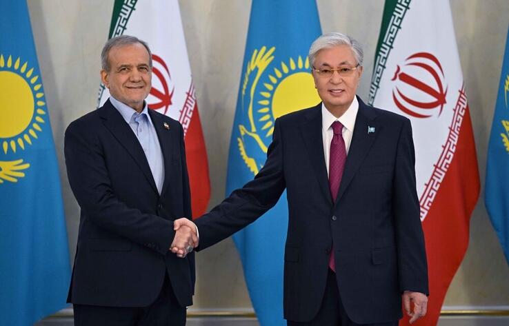 Мемлекет басшысы Қасым-Жомарт Тоқаев пен Иран Президенті Масуд Пезешкиан келіссөз жүргізді