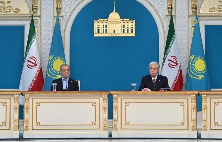 Қасым-Жомарт Тоқаев пен Масуд Пезешкиан бірлескен мәлімдеме жасады