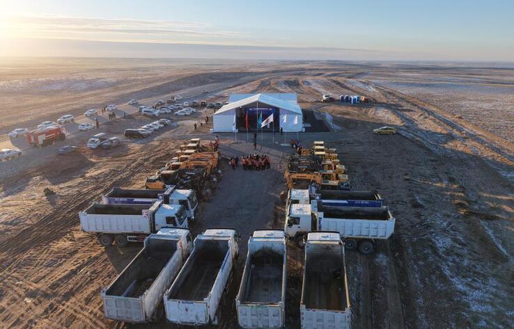 В Туркестанской области начали строить солнечную электростанцию мощностью 300 МВт
