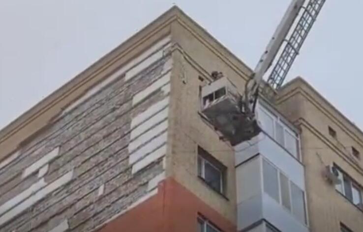 Обрушение фасада и гибель фельдшера в Астане: возбуждено два уголовных дела 