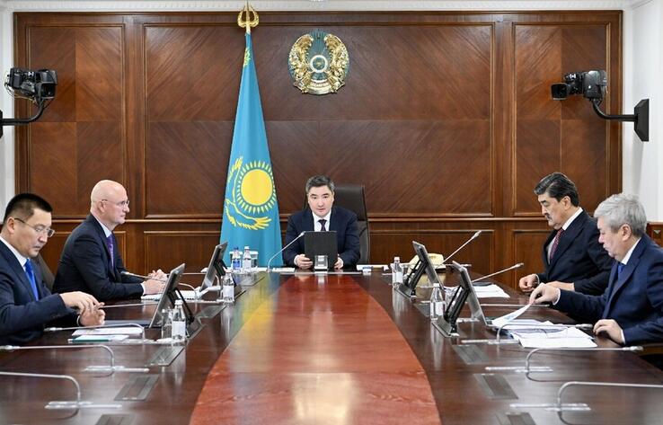 "Таза көмір" және эмиссияларға мониторинг жүргізудің автоматтандырылған жүйесі: Олжас Бектенов "Жасыл экономика" жөніндегі кеңестің отырысын өткізді