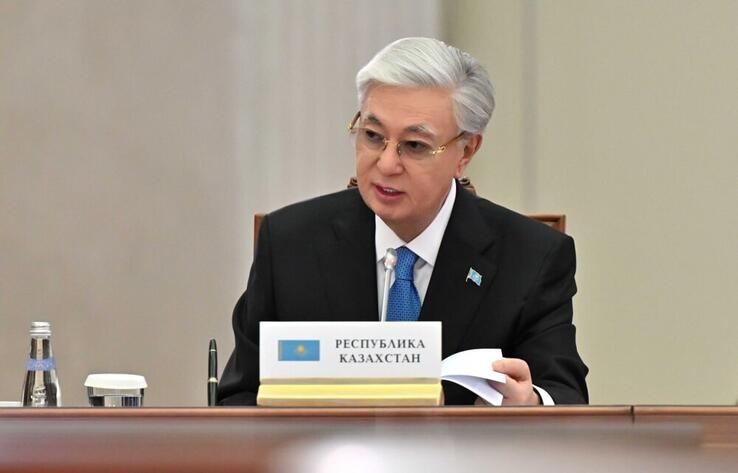 Токаев предложил внедрить технологии искусственного интеллекта в сферы деятельности ЕАЭС