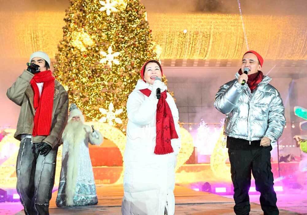 New Year's trees were lit in cities across Kazakhstan. Images | Almaty gov.kz