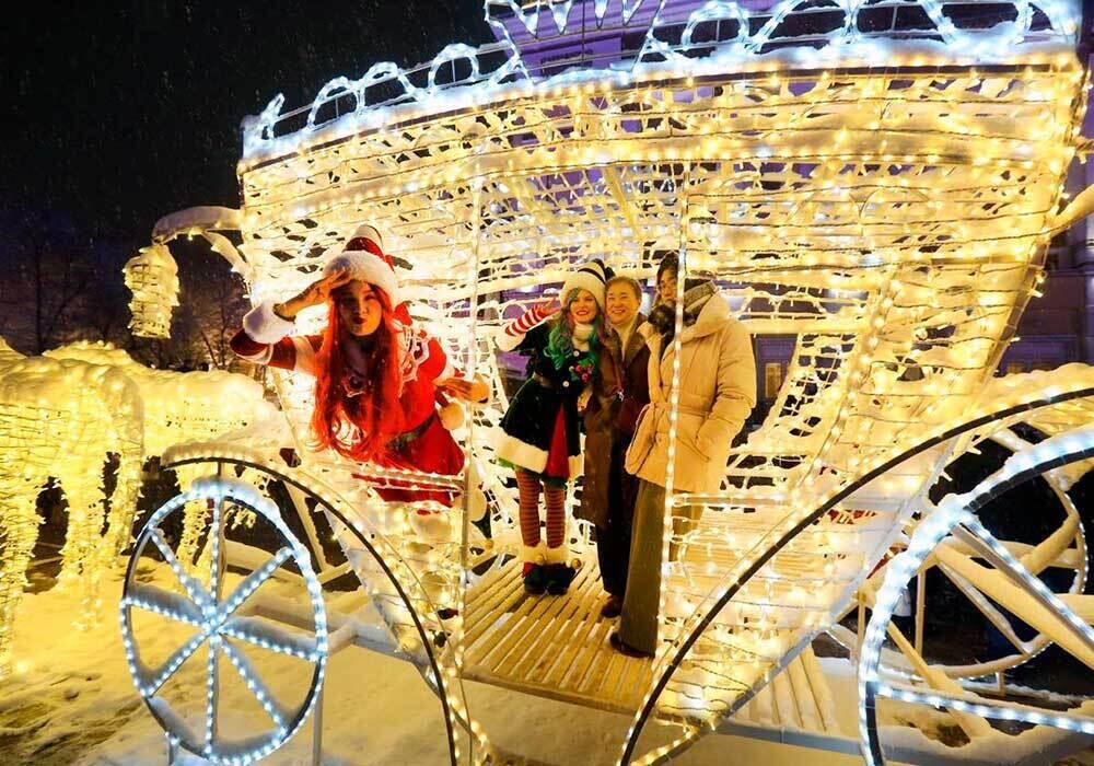 New Year's trees were lit in cities across Kazakhstan. Images | Almaty gov.kz