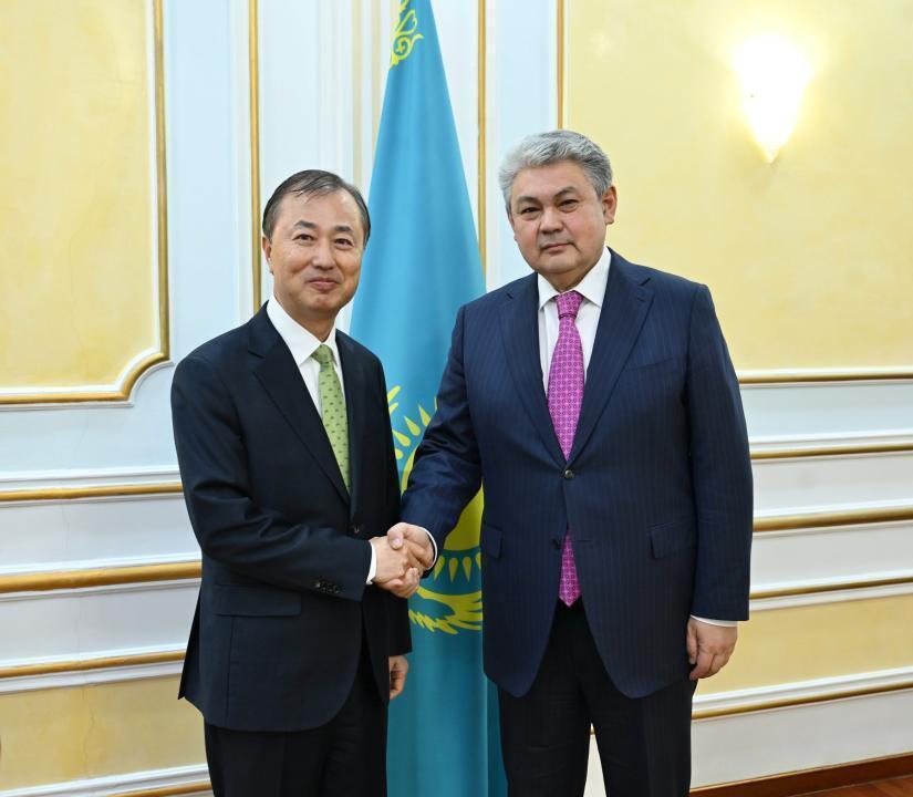  Kazakh Foreign Minister Received Ambassador of South Korea