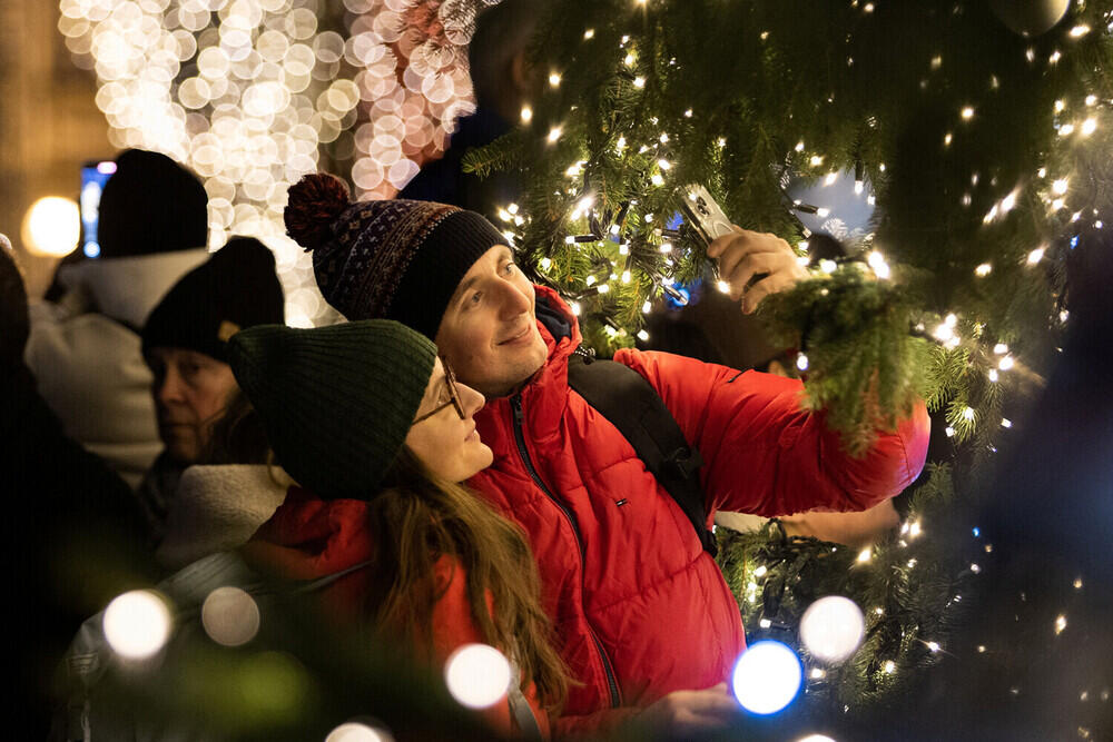 Catholics around the world celebrate Christmas. Images | Eva Korinkova/Reuters