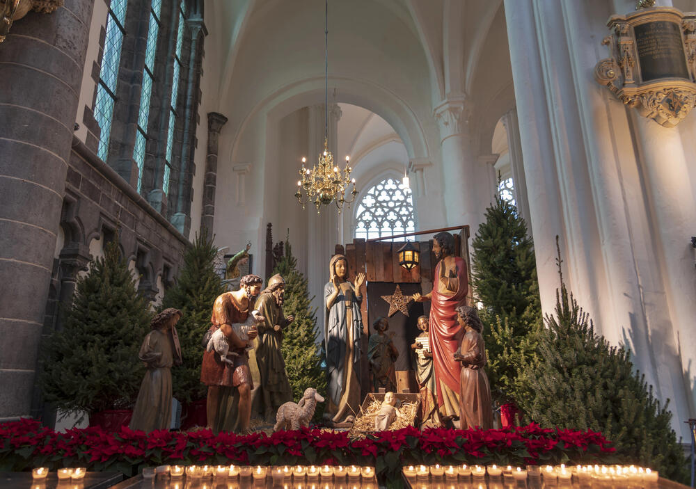 Catholics around the world celebrate Christmas. Images | Depositphotos