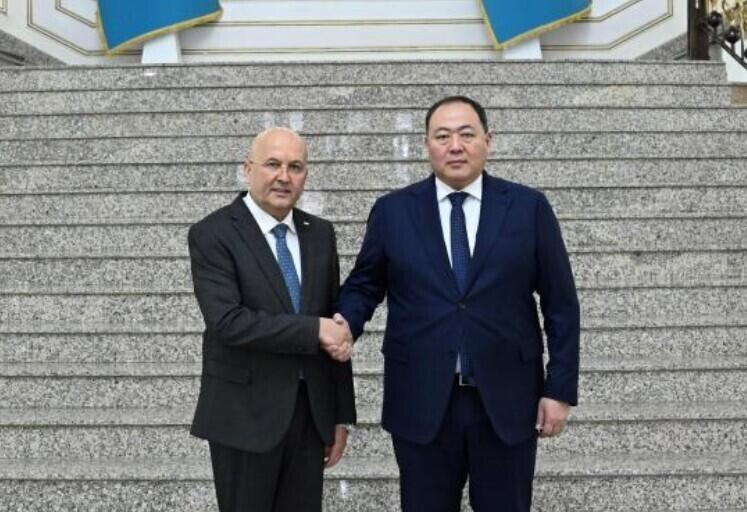 Қазақстан СІМ-де Тәжікстан Елшісімен кездесу өтті