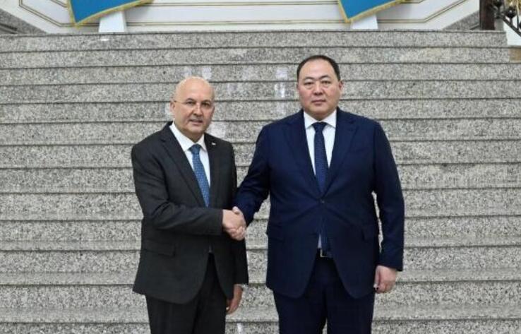 Қазақстан СІМ-де Тәжікстан Елшісімен кездесу өтті