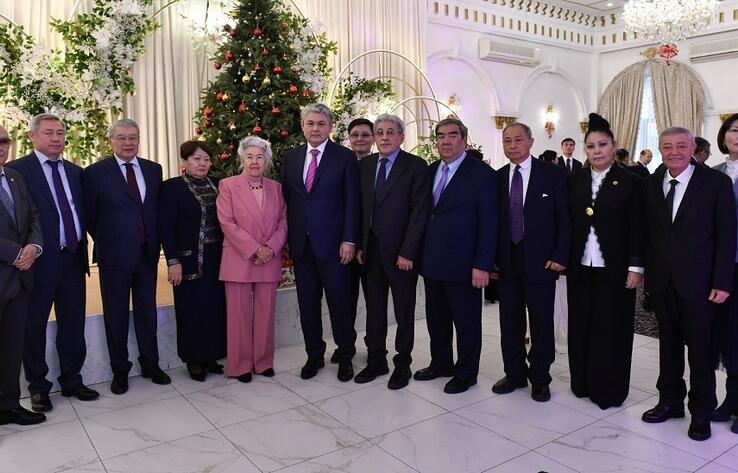 Кошербаев обсудил приоритеты внешней политики с коллективом представительства МИД в Алматы