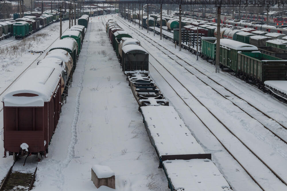 Kazakhstan to add over 1,800 new railcars and locomotives to its fleet in 2026