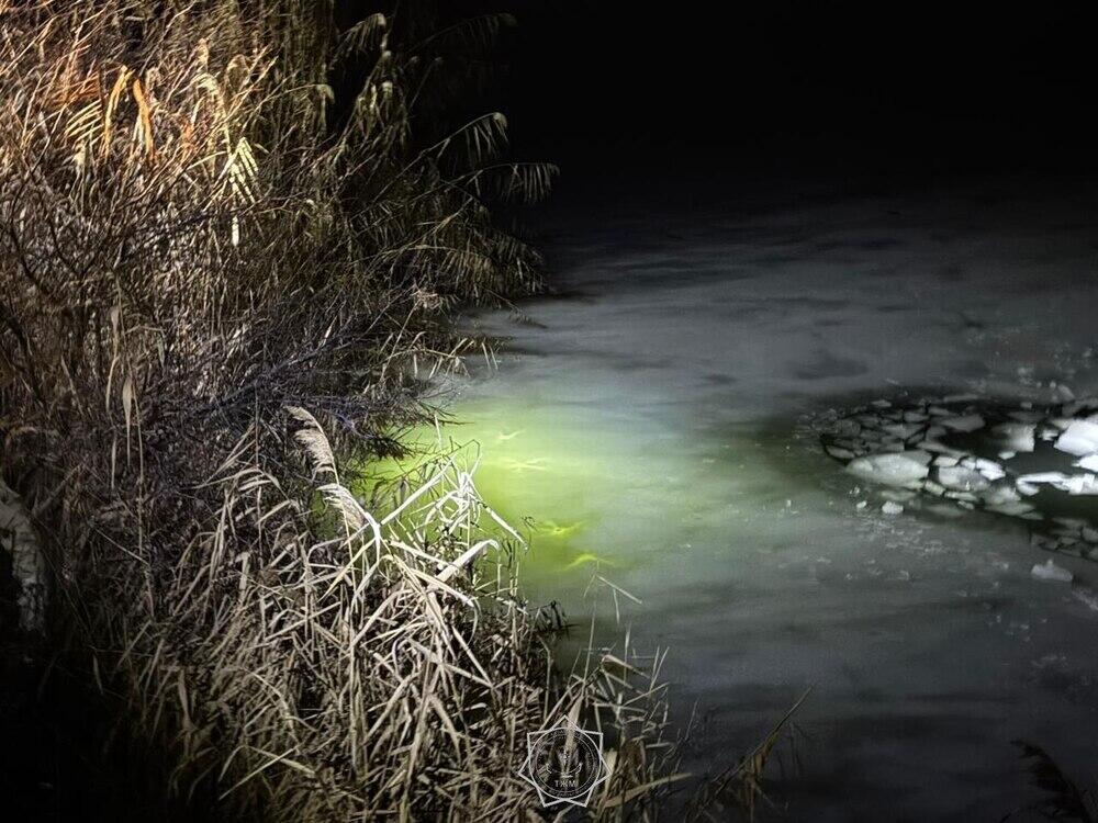 В Алматинской области под лед провалились четверо подростков, один погиб 