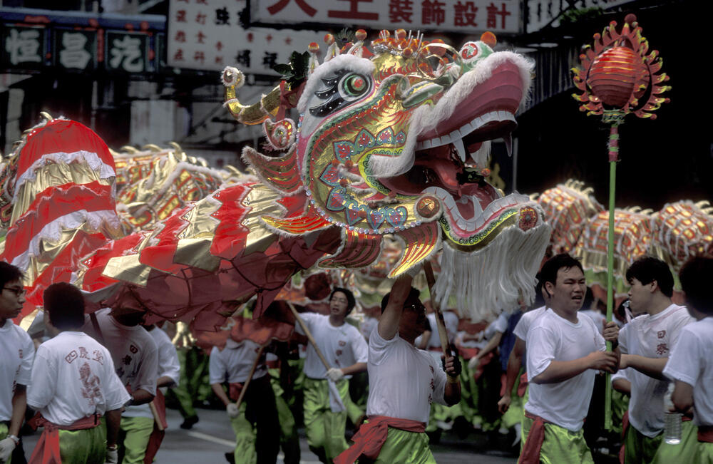 Hong Kong hosts a spectacular dragon and lion festival
