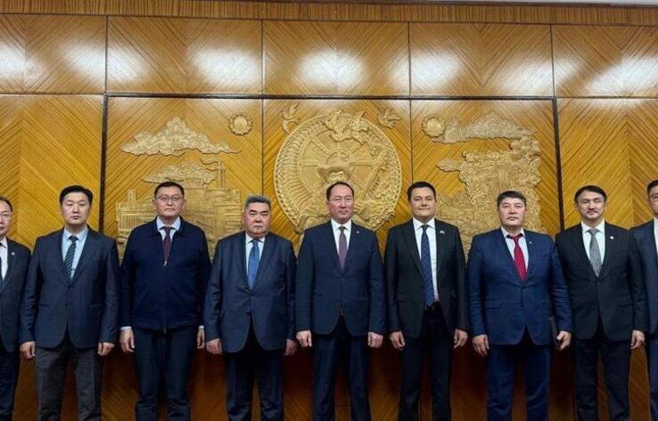 Казахстанские дипломаты провели ряд встреч 