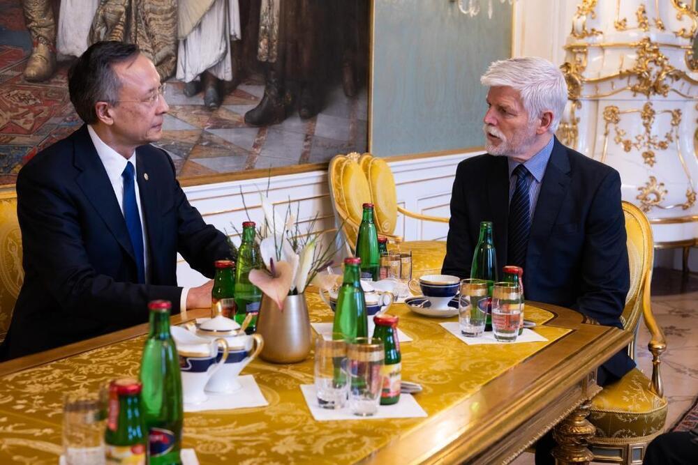 Ambassador of Kazakhstan Presented Letters of Credence to the President of the Czech Republic