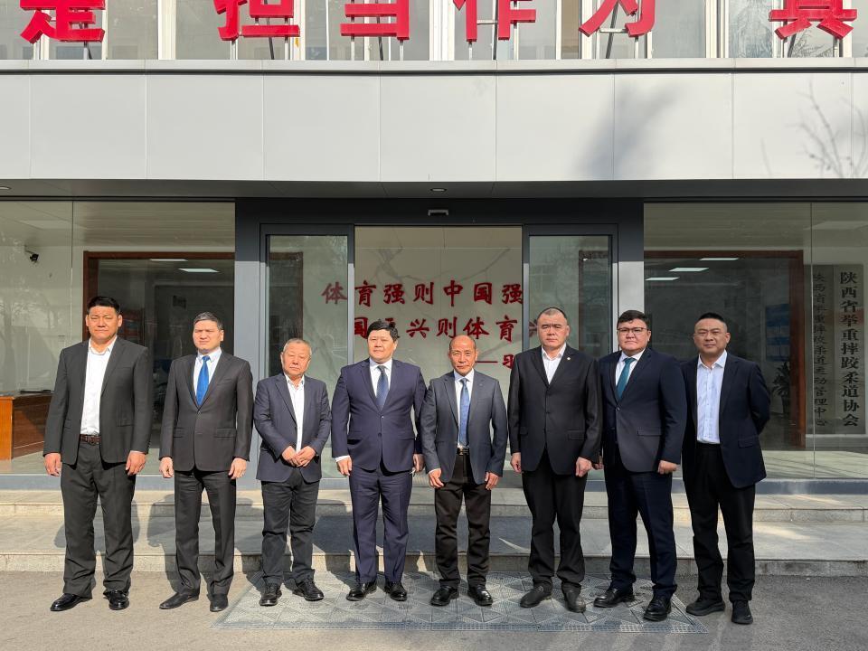 Қазақстан өңірлері мен Шэньси провинциясы арасындағы ынтымақтастықты дамыту әлеуеті қарастырылды