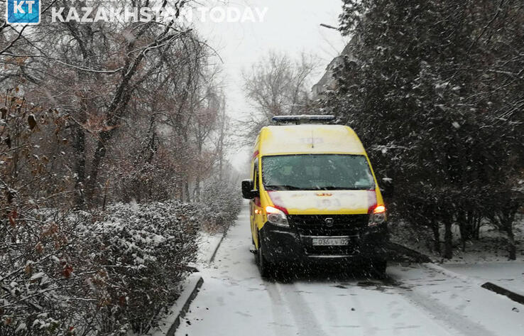В Жамбылской области 22 подростка госпитализировали после тренировочных сборов по борьбе
