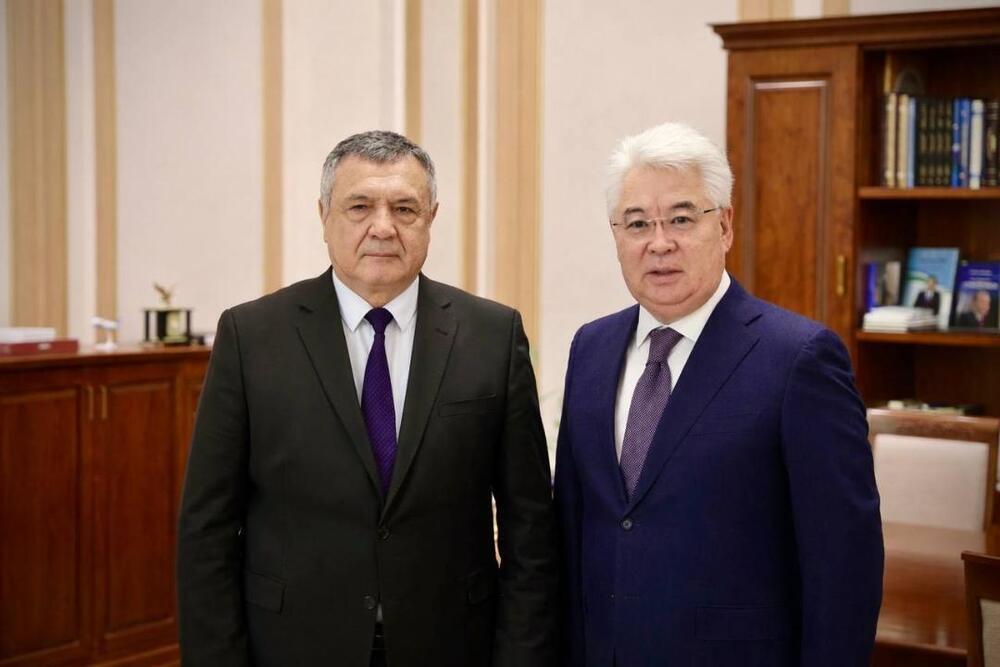 Қазақстандағы реформалар Өзбекстан парламентарийлерінің назарында