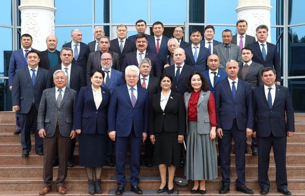 Қазақстанның конституциялық реформалары Ташкентте өткен сараптамалық талқылаудың назарында