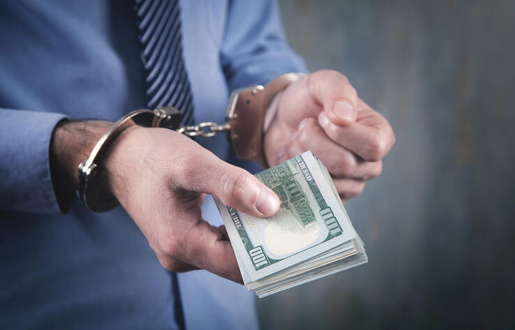 Глава Минздрава Кыргызстана вырывает коррупцию с корнем, скальпелем систему не выправить
