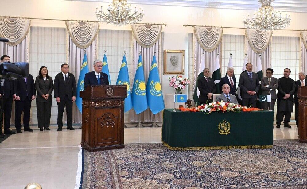 $200 million in deals inked at Kazakhstan-Pakistan Business Forum