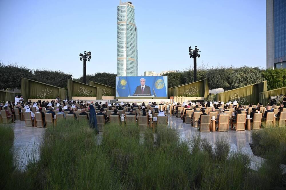 Токаев поздравил Алиева и Пашиняна с присуждением им Премии имени шейха Заида "За человеческое братство"