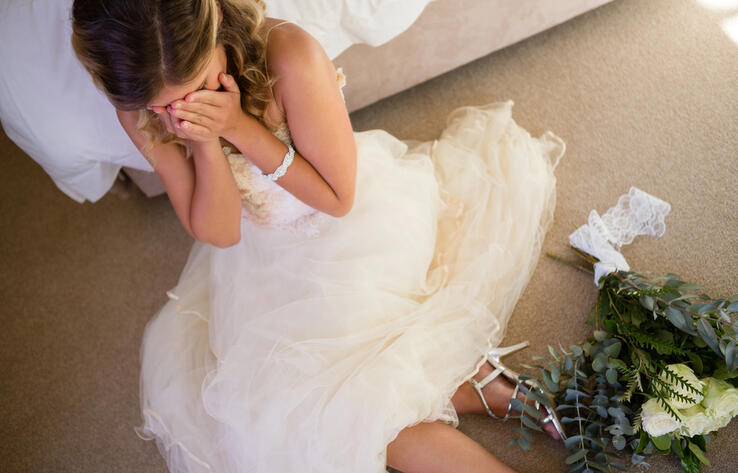 Запретят ли казахстанским артистам исполнять песни про кражу невест
