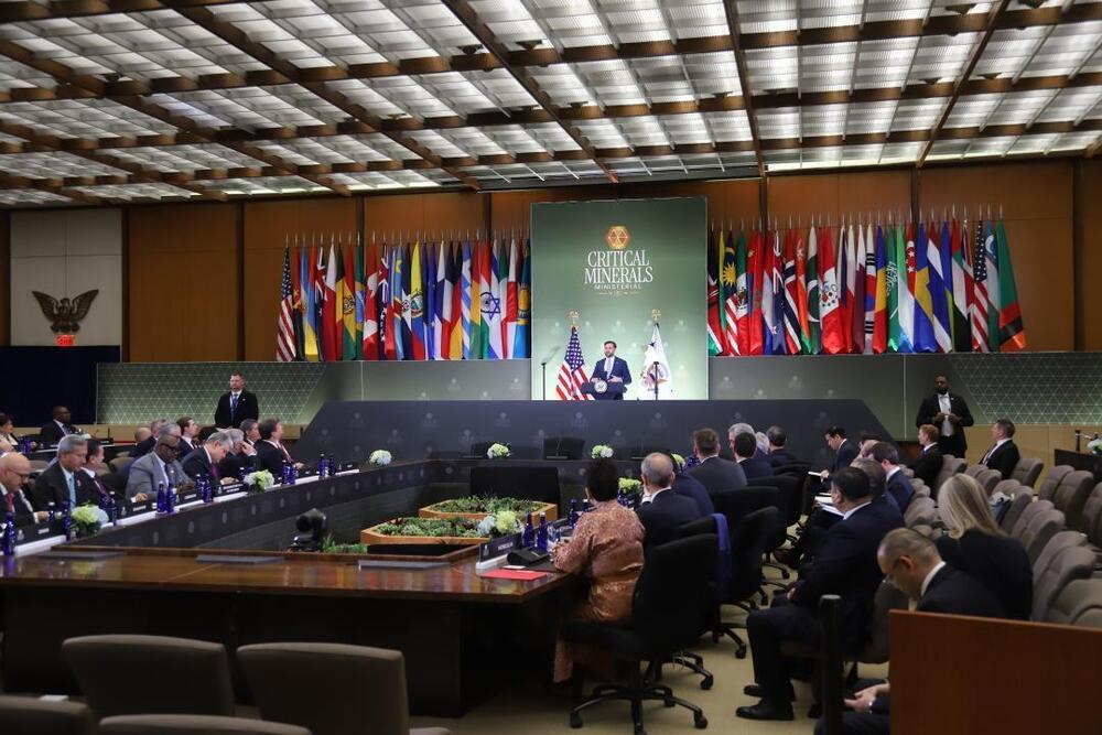 Қазақстан СІМ басшысы маңызды минералдар жөніндегі конференцияға қатысты